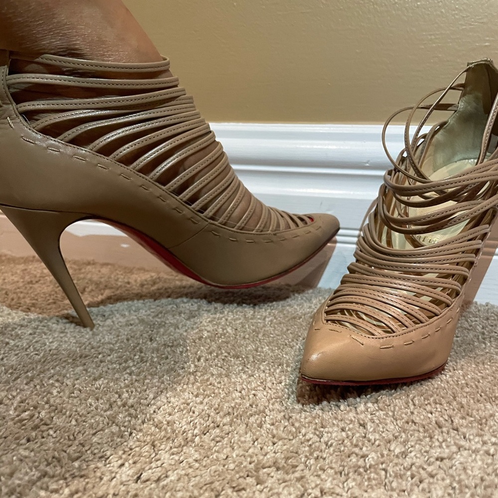 Christian Louboutin Beige Leather ankle Booties